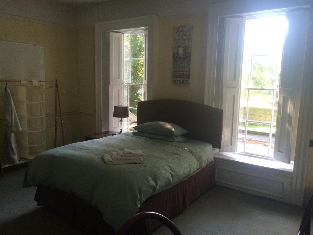 Harmondsworth Hall Guest House West Drayton  Szoba fotó